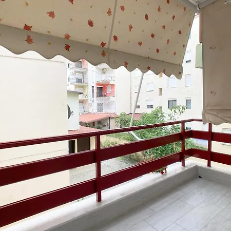 Promo Price September - By The Sea 1 Min From The Beach Apartment *